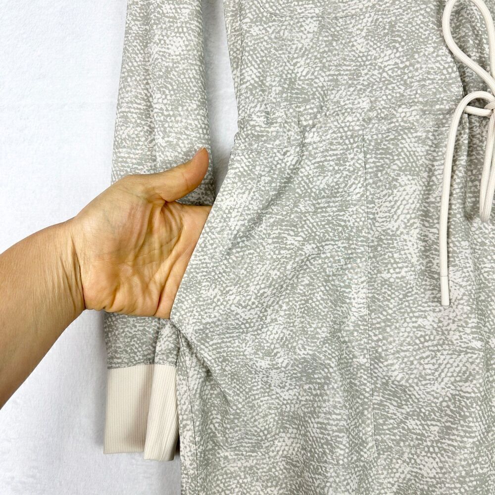 Athleta Zuma Printed Shirtdress Viper Grey Size XS Athletic Athleisure Travel - Picture 9 of 12